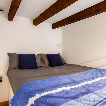 Apartament Luxury Loft On The Duomo Wifi & Netflix Mediolan Zewnętrze zdjęcie