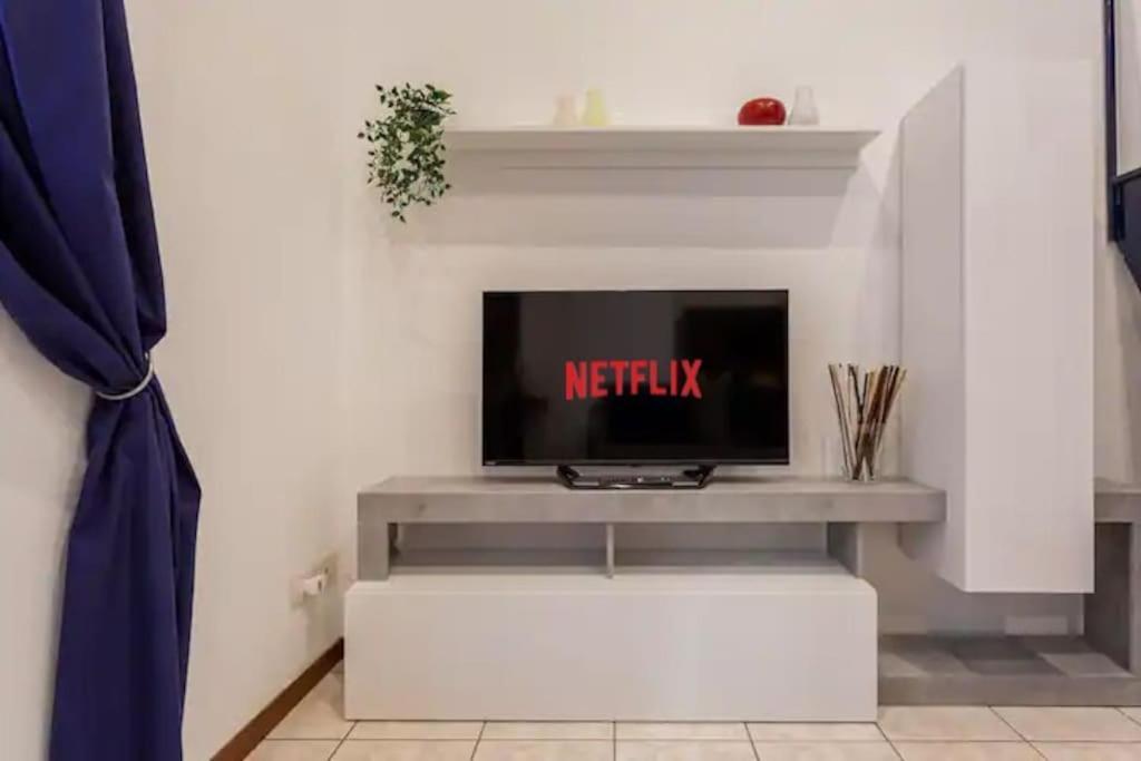 Apartament Luxury Loft On The Duomo Wifi & Netflix Mediolan Zewnętrze zdjęcie